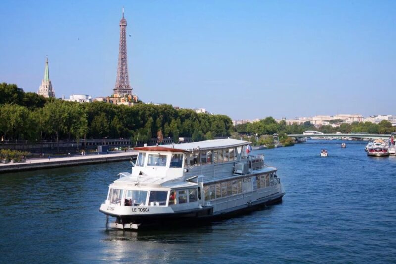 Paris: New Year's Eve Dinner Cruise with Dance Floor Party - Discover Paris from the Water on a Festive New Year’s Eve Dinner Cruise