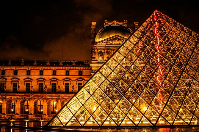 Paris: Night at the Louvre 6-people Max Guided Experience - Explore the Louvre After Hours in an Intimate Small Group