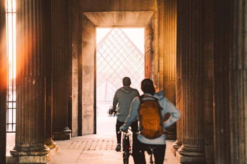 Paris: Night Small-Group Bike Tour & Boat Cruise - Scenic Stops with Iconic Views and Photo Opportunities