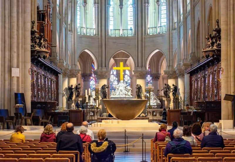 Paris: Notre-Dame Cathedral and Sainte-Chapelle Guided Tour - Discover Paris’s Gothic Masterpieces in An Intimate Setting