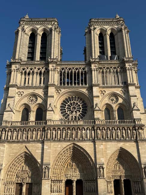 Paris: Notre-Dame Cathedral Guided Tour with Group Access - Key Points