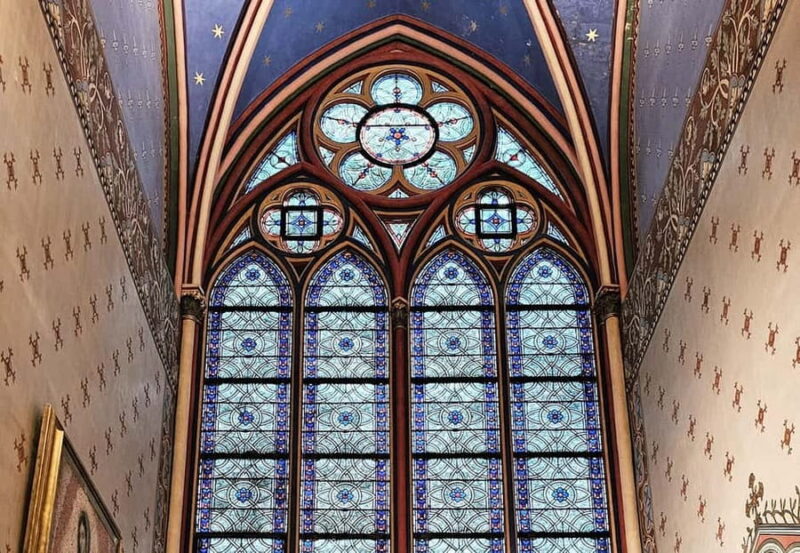 Paris: Notre-Dame Cathedral Guided Tour with Optional Cruise - The Impact of the 2019 Fire and Restoration Progress