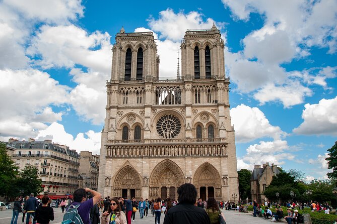 Paris Notre Dame Cathedral & lle de la Cite Walking Tour - Visiting the Prefecture de Police and Its WWII History
