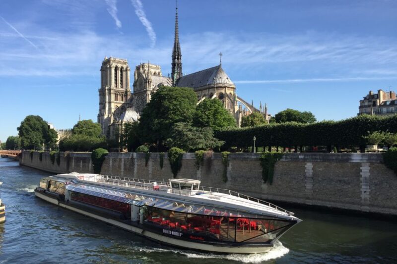 Paris : NYE Special Diner Cruise on the Seine River - Value and Booking Flexibility