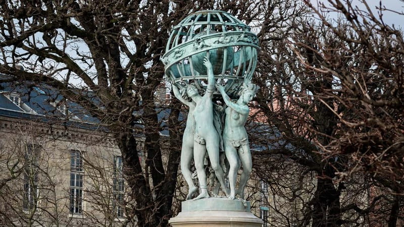 Paris of the Great Gatsby Walking Tour - Kiki de Montparnasse: Muse to Major Artists