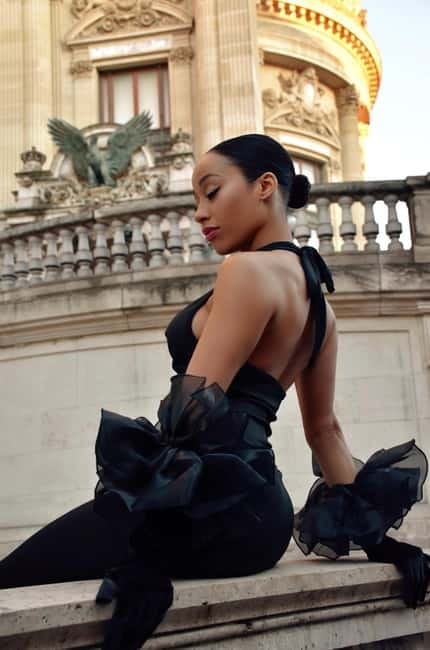 Paris: Old Money Photo Shoot with Outfits and Accessories - Meeting Point and Tour Logistics