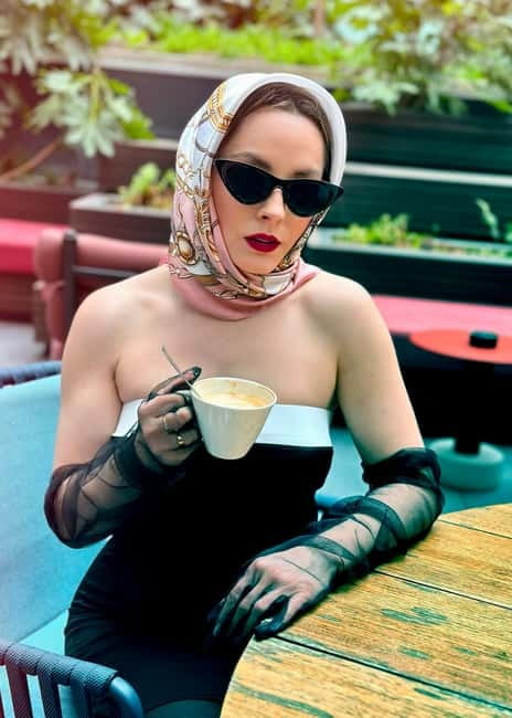 Paris: Old Money Photo Shoot with Outfits and Accessories - The Value and Customer Satisfaction