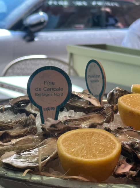 Paris: Oyster Tasting Tour with Wine and Champagne - Discover the Parisian Oyster Tasting Experience