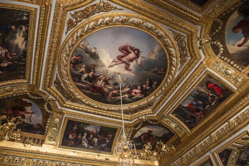 Paris: Palace of Versailles Private Tour with Transportation - Discover the Luxurious Palace of Versailles with Private Transport and Guided Tours