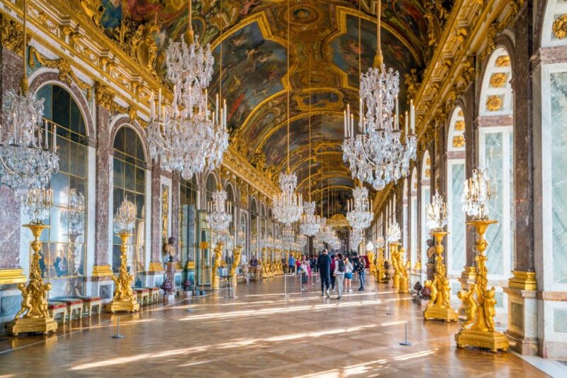 Paris: Palace of Versailles Private Tour with Transportation - Visit Château de Chantilly and Its Beautiful Gardens