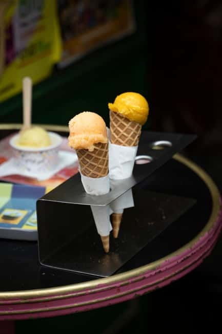 Paris: Pastries & Damnations - A Sweet Tour of the Old City - Visiting the Pantheon: The Final Stop and Resting Place of Great Minds