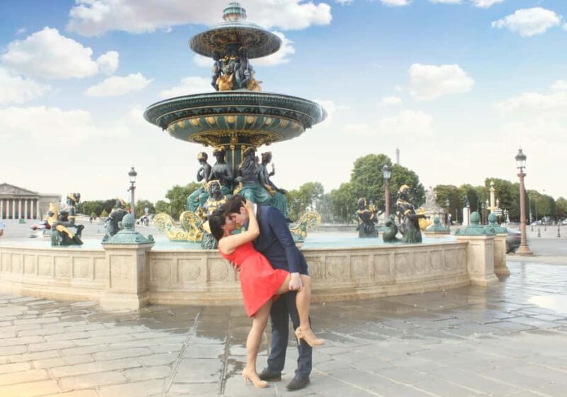 Paris: Photo shoot around the Eiffel Tower - Capture Your Love Story in the Heart of Paris for 2 Hours