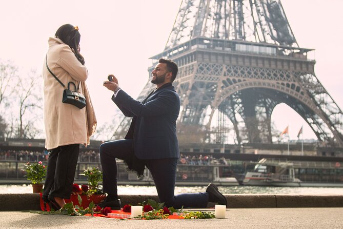 Paris Photo Shoot Session  Eiffel Tower Photographer - How Photos Are Delivered and What’s Included