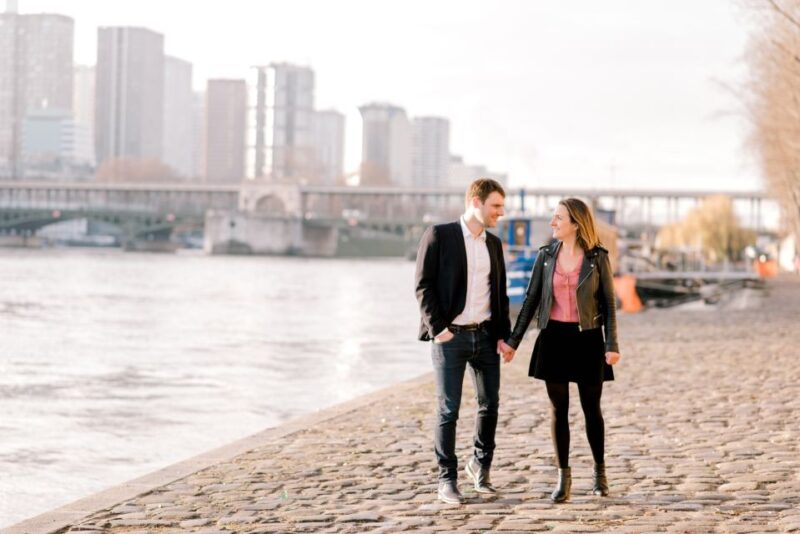 Paris: Photo Shoot with a Private Travel Photographer - Physical and Practical Considerations for Your Photoshoot