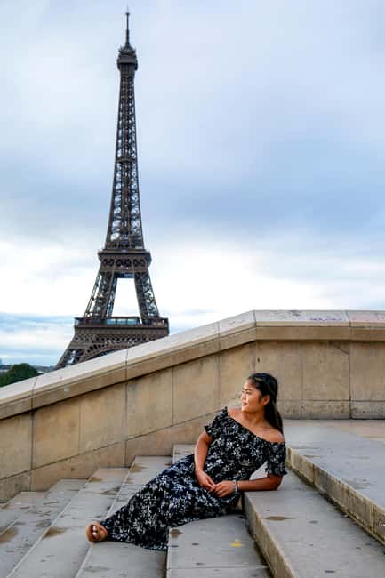 Paris: Photoshoot Around Eiffel Tower with 55 Edited Photos - The Value Compared to Similar Experiences