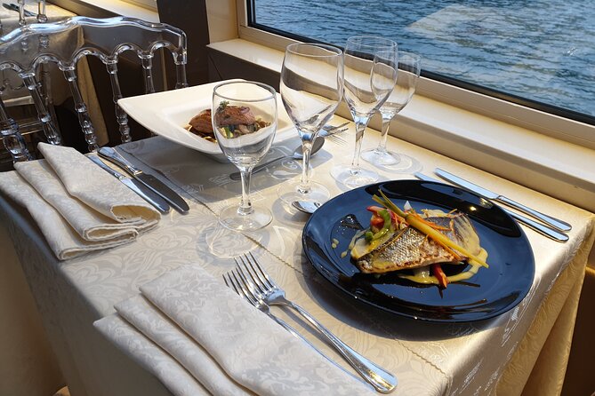 Paris Prestige Dinner Cruise from Eiffel Tower Area - The Value and Limitations of the Tour