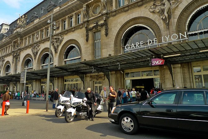 Paris Private Arrival Transfer: Railway Station to Hotel - Booking and Flexibility: Cancellation and Timing