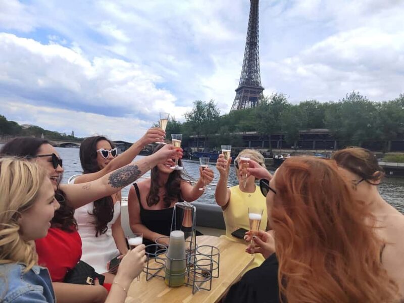 Paris: Private Boat Cruise on Seine River - The Boat and Onboard Experience