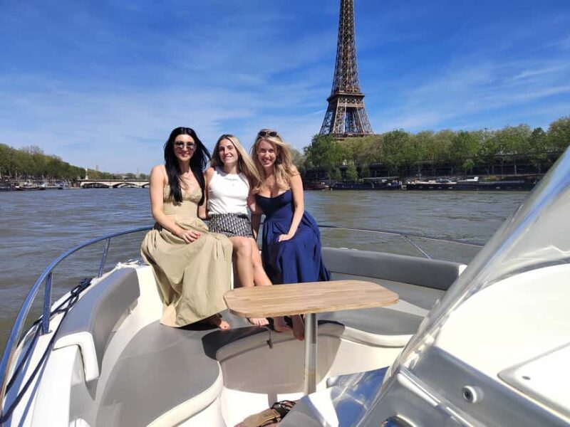 Paris: Private Boat Cruise on Seine River - The Guide and Personal Service