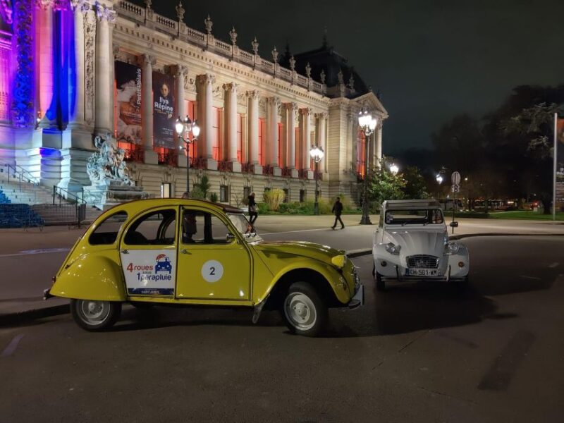 Paris: Private Christmas Lights Tour by Citroën 2CV - Discover Paris in Festive Lights with a Vintage Citroën 2CV