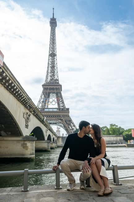 Paris: Private Eiffel Tower Express Photoshoot - What Is Included and What to Consider