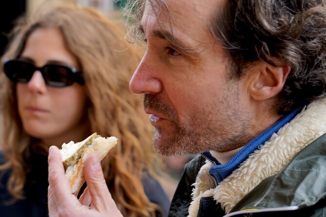 Paris : Private electric bike tour with wine and cheese tasting - Key Points