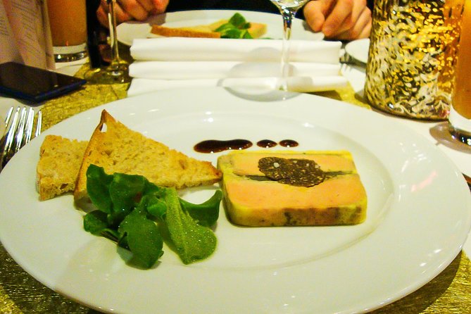 Paris Private Food Tour with your Friendly Local Guides - Exploring the Iconic Champ de Mars and Eiffel Tower Views