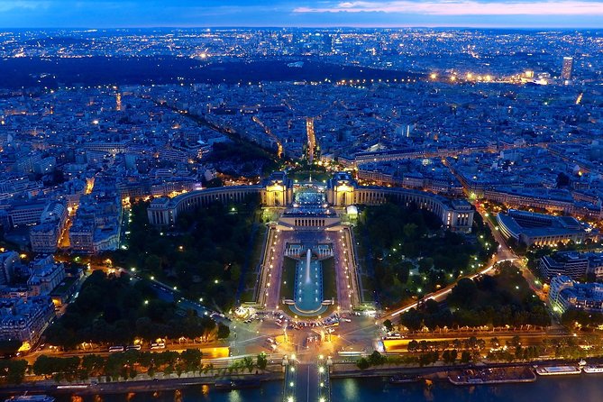 Paris Private Full Day 7 Iconic Sights City tour by Mercedes - Detailed Itinerary with Seven Key Stops in Paris