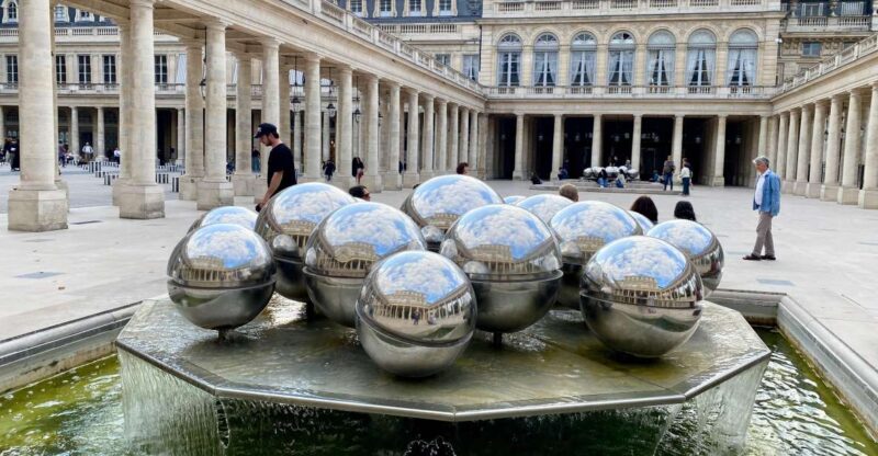 Paris Private Full Day 7 Iconic Sights City tour by Mercedes - An Elegant Full-Day Experience Through Paris’s Most Famous Sights