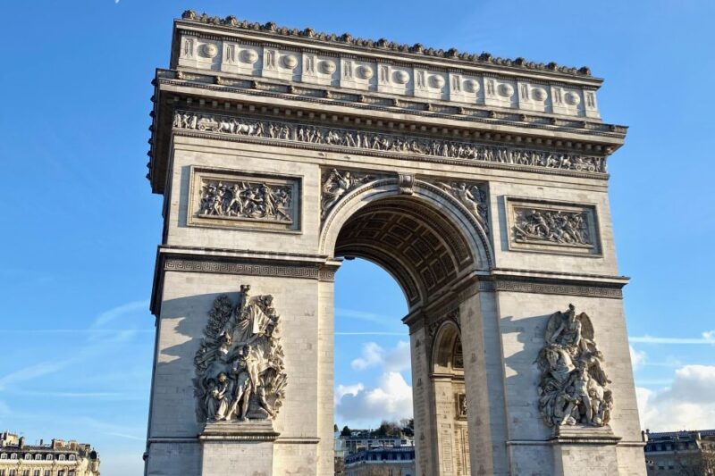 Paris Private Full Day 7 Iconic Sights City tour by Mercedes - Lunch in the Vibrant Quartier Latin