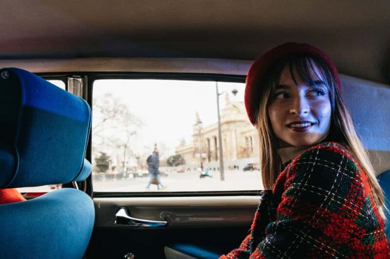 Paris: Private Guided City Tour in a Traction Avant or DS 21 - Practical Considerations and Recommendations