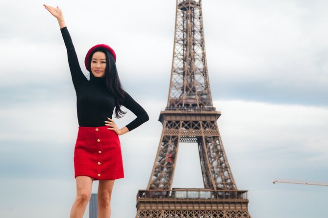 Paris Private Guided Professional Photoshoot - Iconic Stops and Photo Locations in Paris