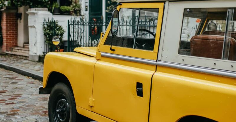 Paris: Private Guided Tour in a vintage Land Rover - Experience Paris in a Unique Vintage Land Rover