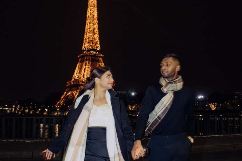 Paris: Private Photo Shoot in Two Locations - Practical Details: Meeting Point, Duration, and Accessibility