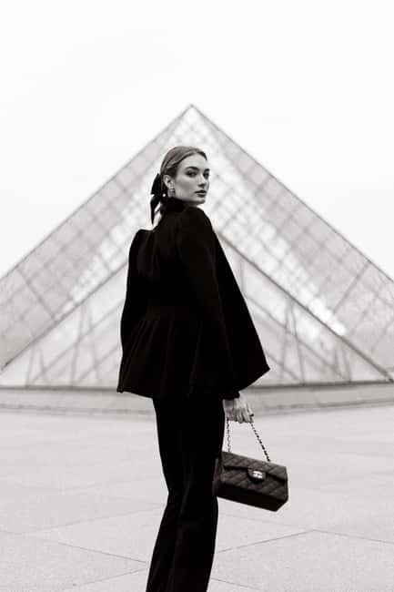 Paris: Private Photography Session with 30 Photos - Key Points