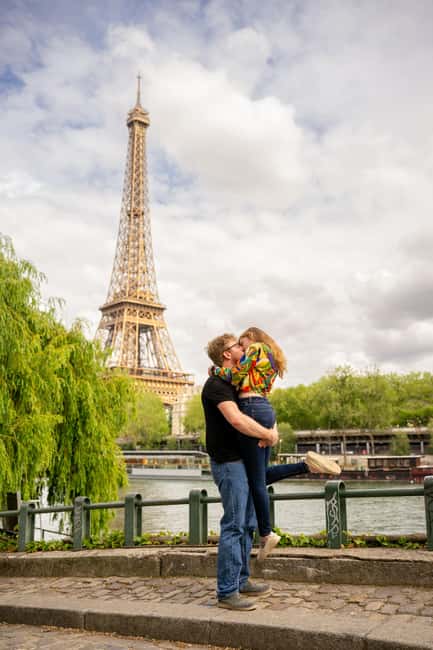 Paris: Private Photoshoot at the Eiffel Tower - Photographers’ Skills and Customer Satisfaction
