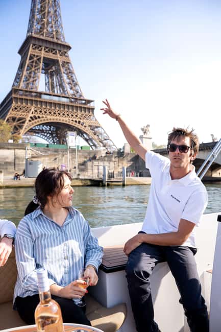 Paris: Private Small Boat Cruise with Rosé and Macarons - The Convenience of the Meeting Point and Access