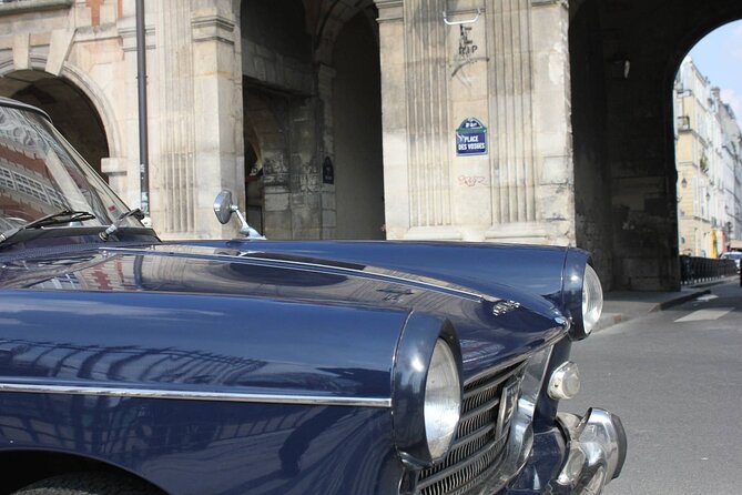 Paris Private Tour by Vintage Car with Wine Tasting - Key Points