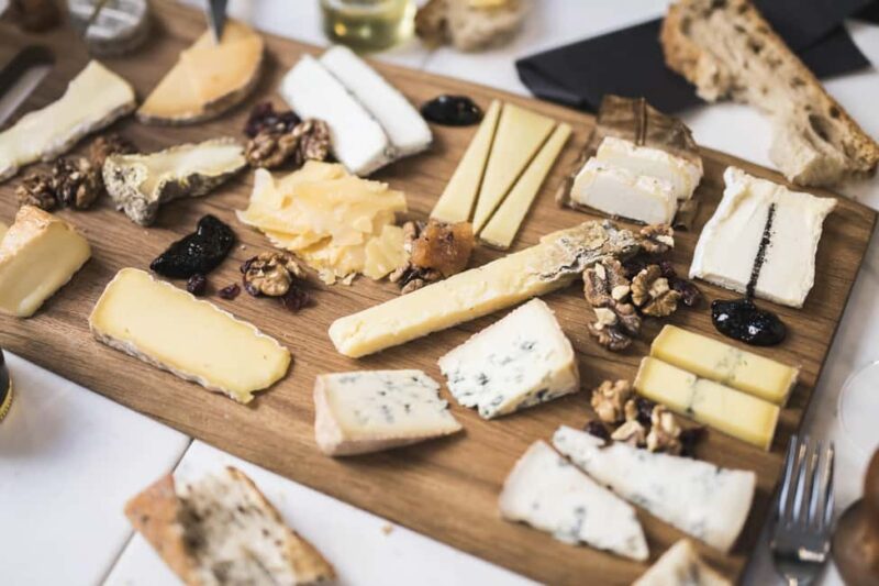 Paris Private Tour : Elegant Food tour Saint Germain - The Île de la Cité and Its Historic Roots