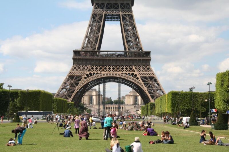 Paris: Private Tour with a Local Guide - Main Sightseeing Highlights During the Tour