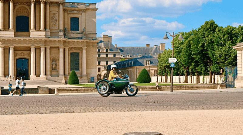 Paris: Private Vintage Sidecar Tour with Hotel Pickup - Explore Paris from a Vintage Sidecar