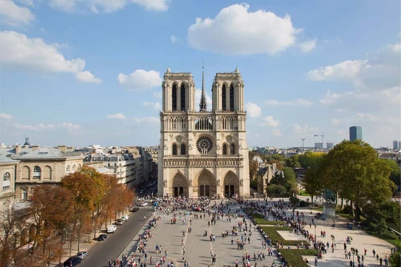 Paris: Private walking tour - Latin Quarter and Center! - Exploring Parisian Life at Famous Landmarks