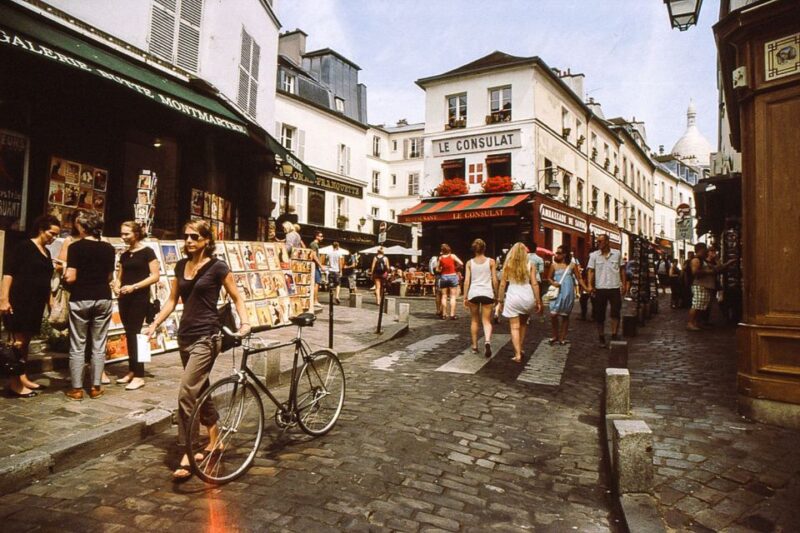 Paris: Private Walking Tour with a Local - Flexibility and Customization at Its Best