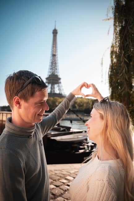 Paris: Quick Private Photography Session near Eiffel Tower - Key Points