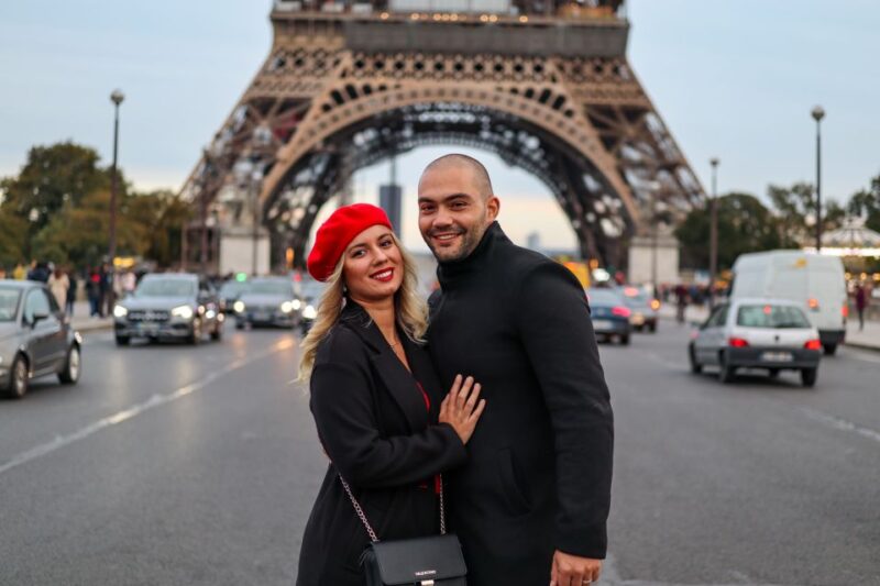 Paris: Romantic Photoshoot for Couples - Pacing and Timing During the Photoshoot