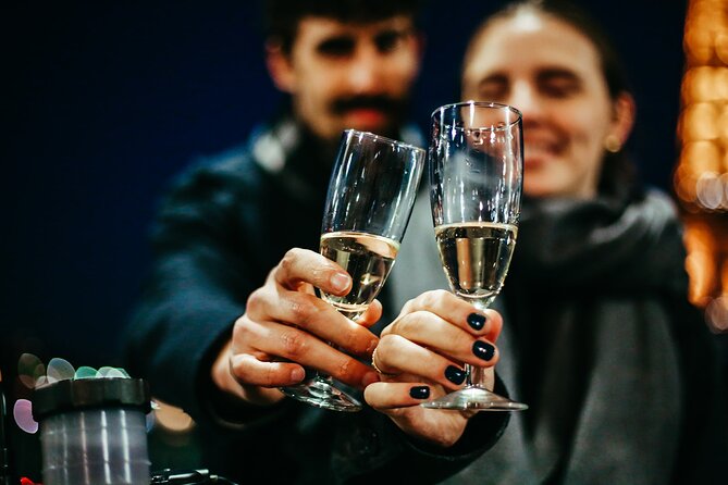 Paris Romantic & Private Tour By Night on a Sidecar Ural - The Guide’s Role: Entertaining and Knowledgeable