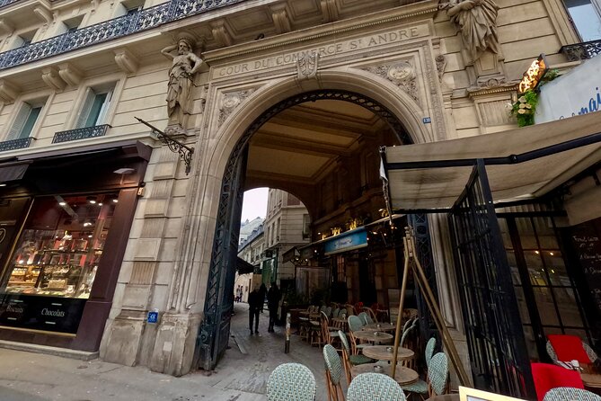 Paris Saint Germain Des Pres Walking Tour with Cruise Option - Practical Details and Meeting Information