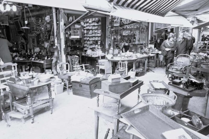 Paris: Saint Ouen Flea Market Guided Tour - Post-Tour Free Exploration and Recommendations