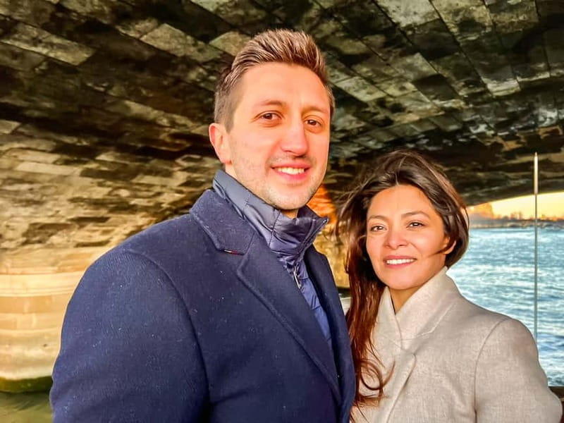 Paris: Seine Cruise & Crepe Tasting near the Eiffel Tower - Practical Details of the Tour Logistics