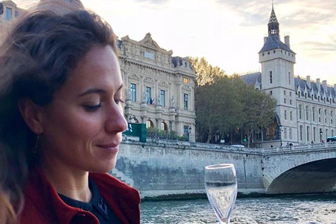 Paris Seine River Champagne Tasting Cruise - Meet the Departure Point at Vedettes de Paris
